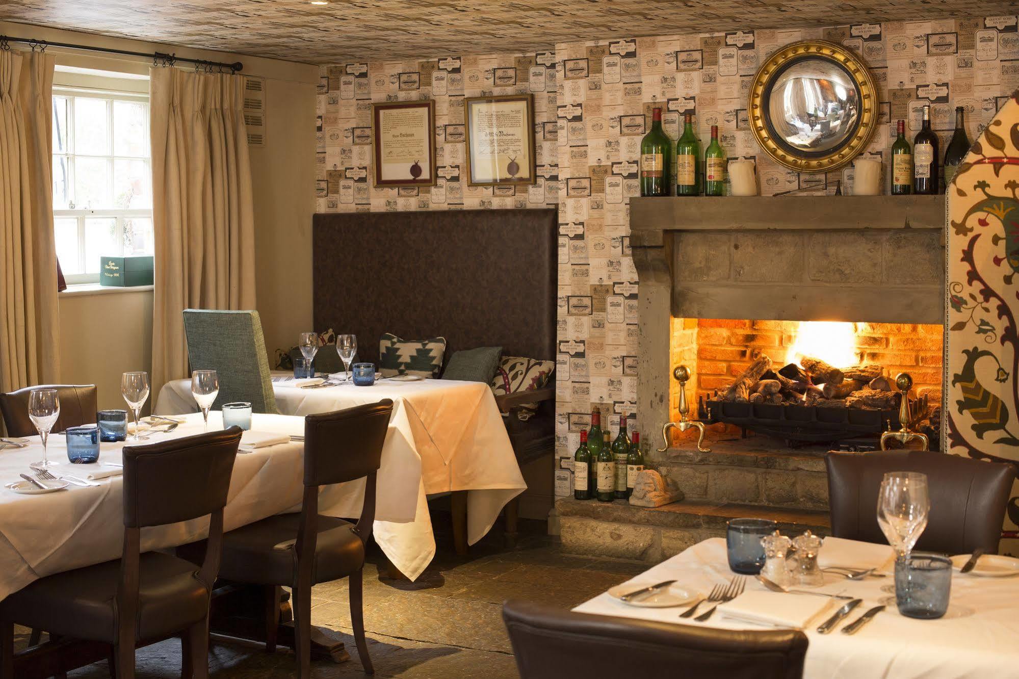 The White Swan Inn Pickering Buitenkant foto